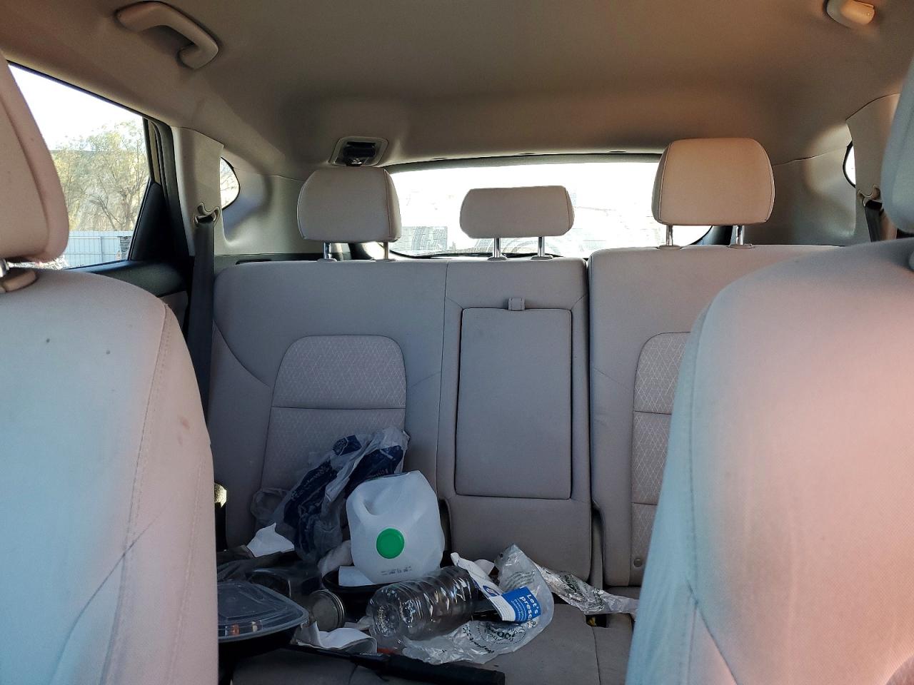 2018 HYUNDAI TUCSON SE photo 10