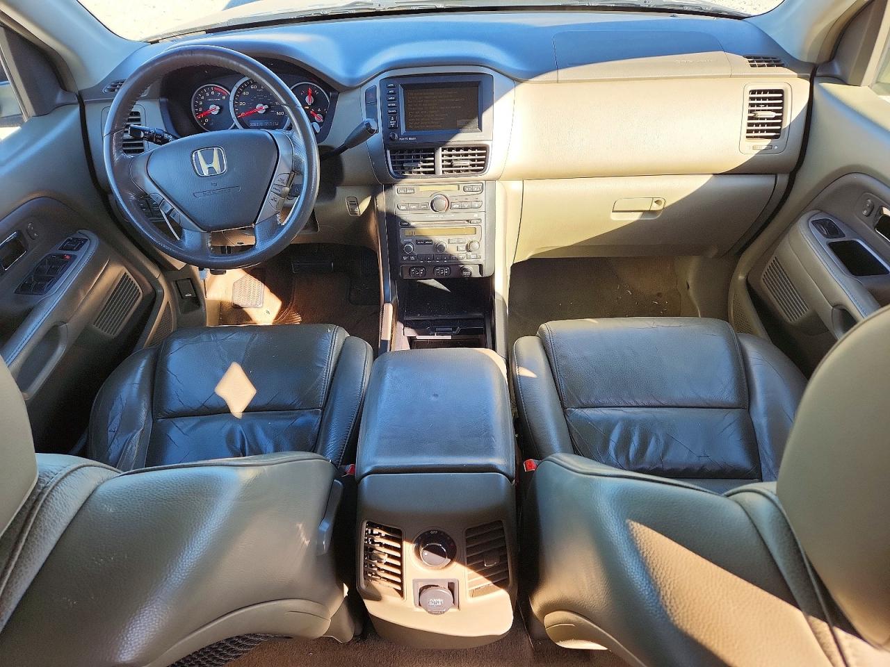 2008 HONDA PILOT photo 8