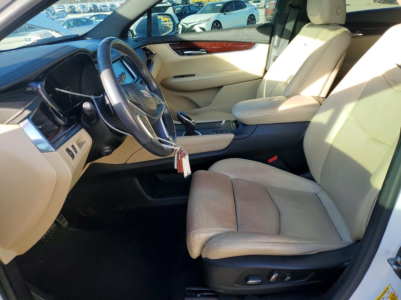 2017 CADILLAC XT5 LUXURY photo 7