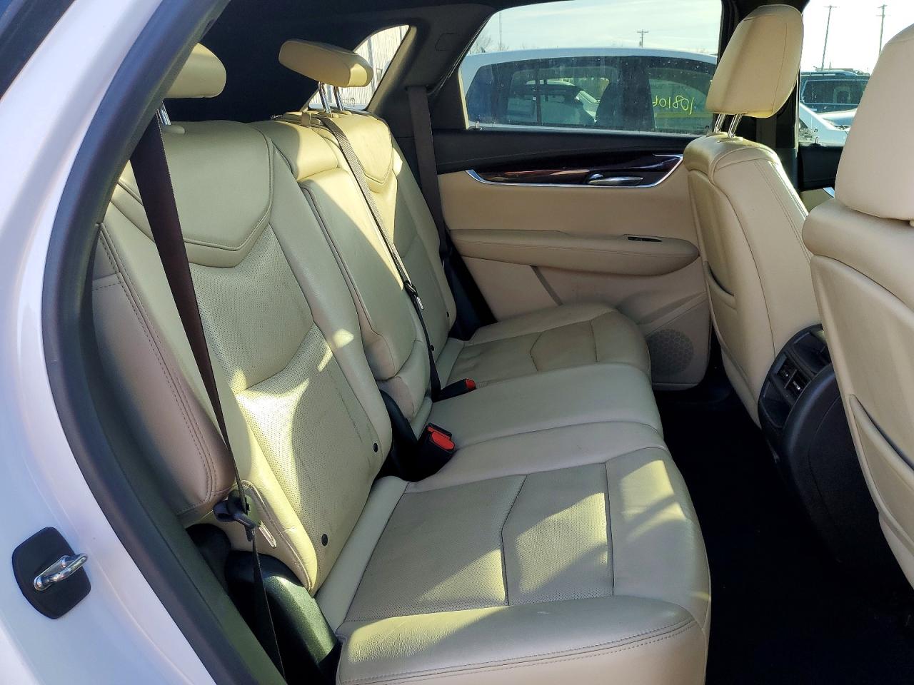 2017 CADILLAC XT5 LUXURY photo 11