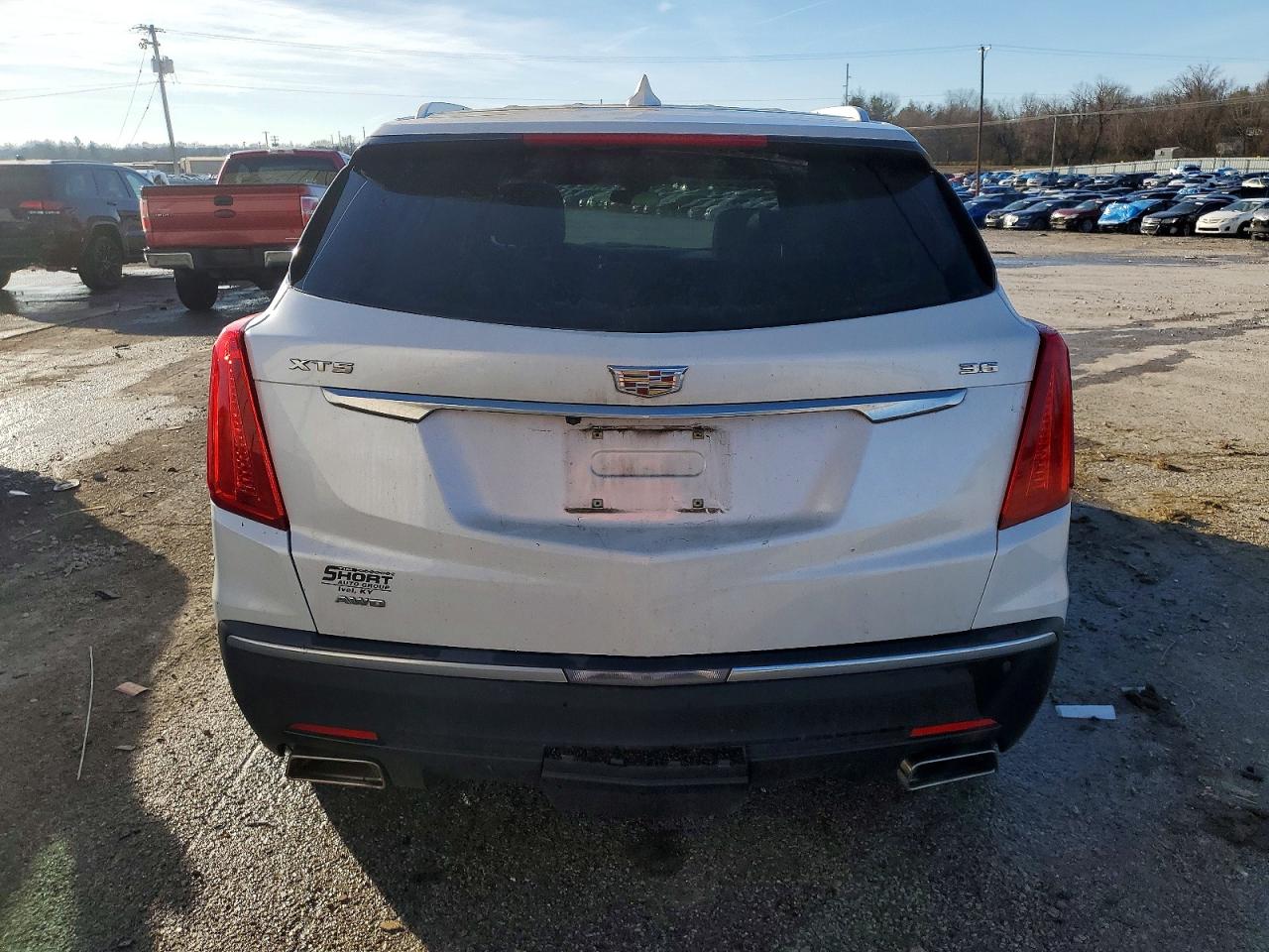 2017 CADILLAC XT5 LUXURY photo 6