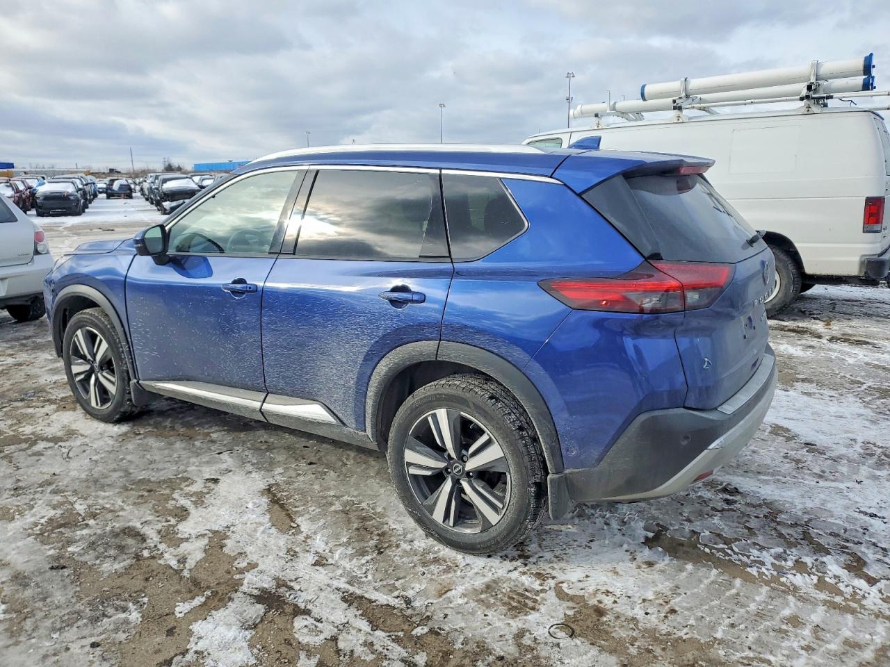 2023 NISSAN ROGUE PLATINUM photo 2