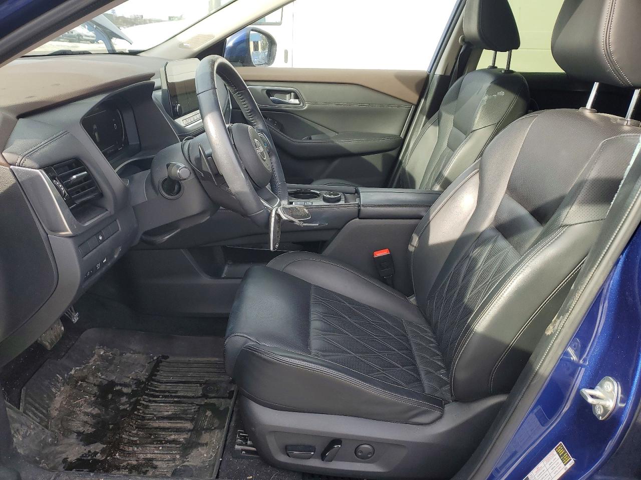 2023 NISSAN ROGUE PLATINUM photo 7