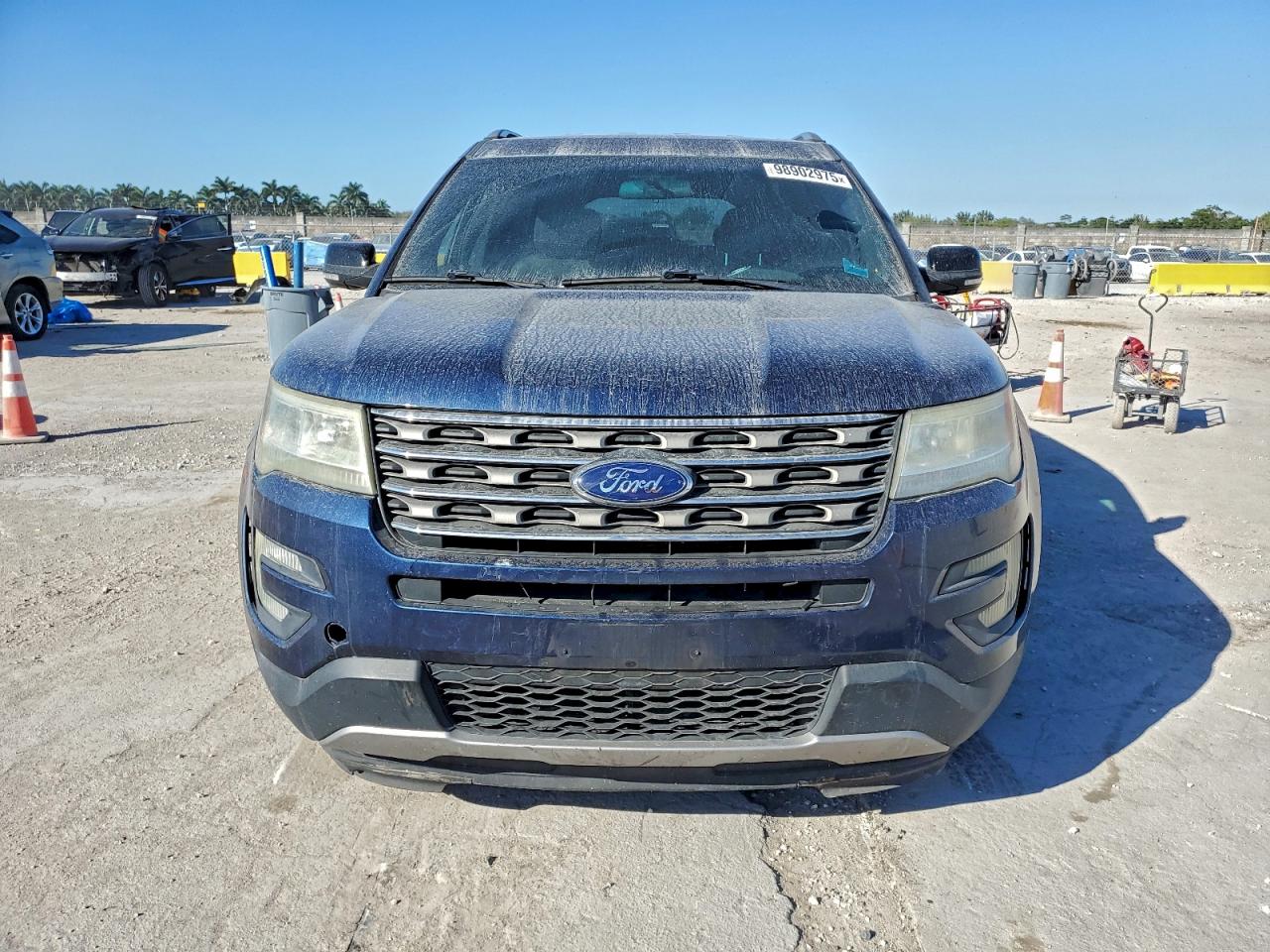 2016 FORD EXPLORER XLT photo 5