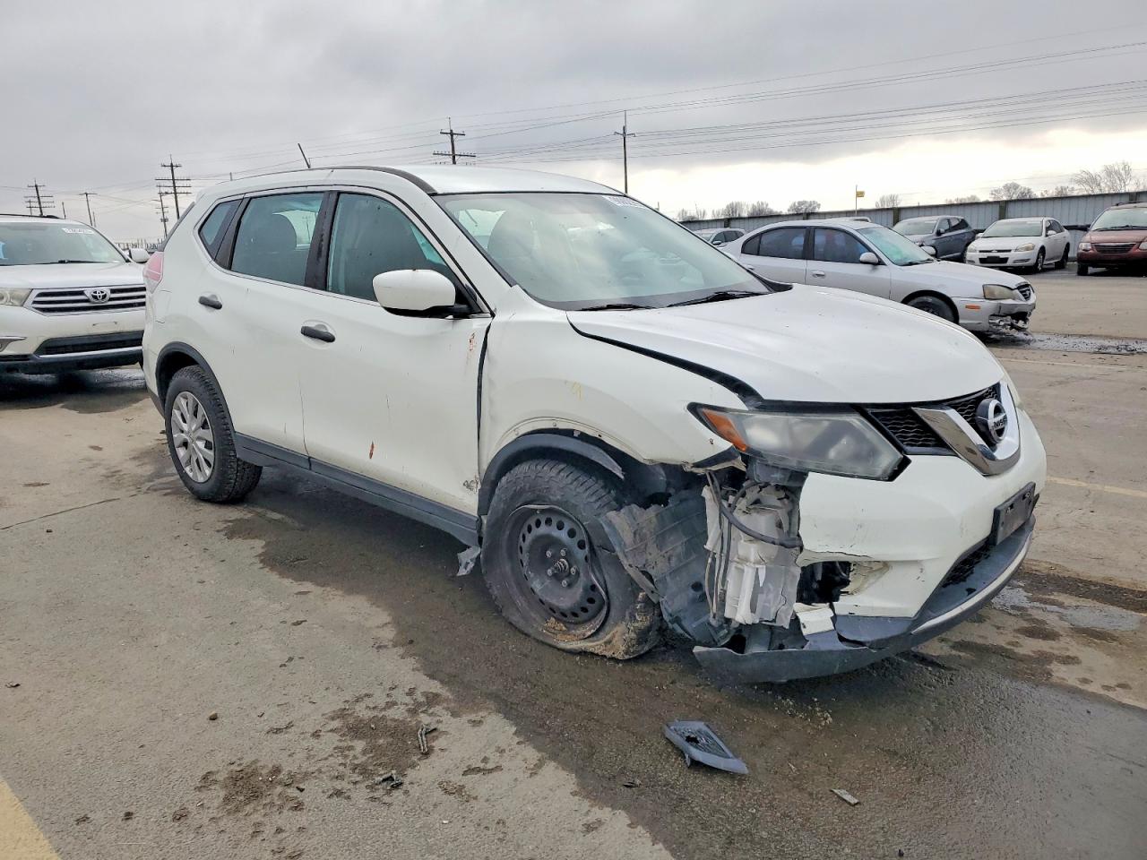 2016 NISSAN ROGUE S photo 4