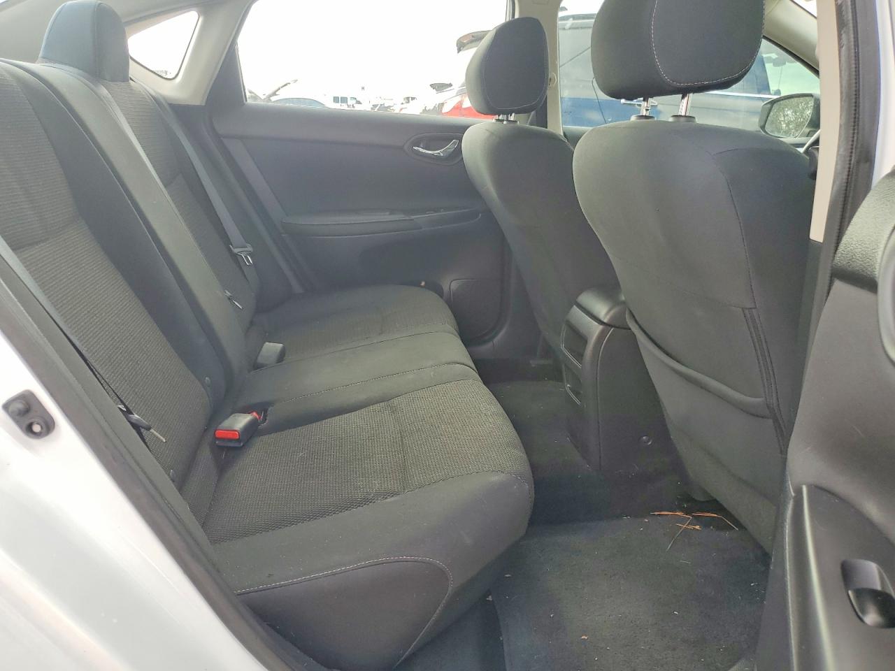 2019 NISSAN SENTRA S photo 19