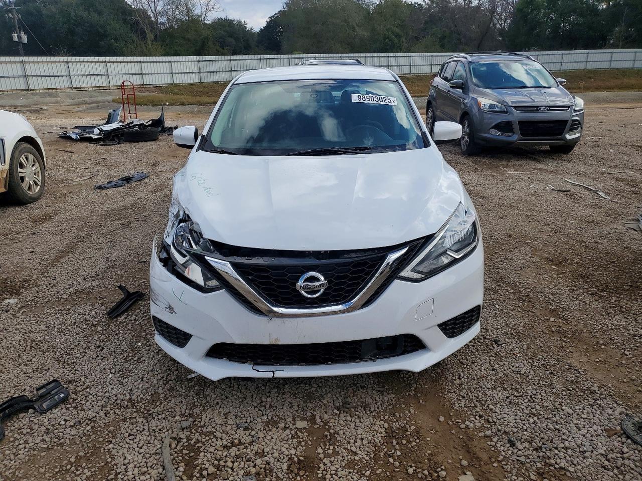 2019 NISSAN SENTRA S photo 9
