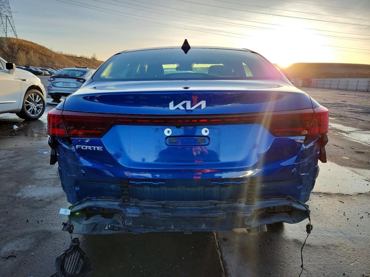2023 KIA FORTE LX photo 6