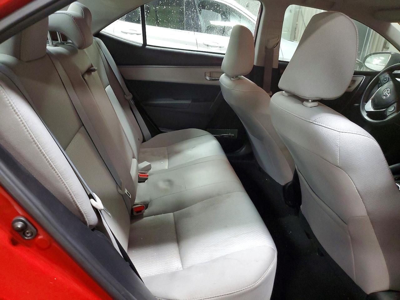 2016 TOYOTA COROLLA L photo 10