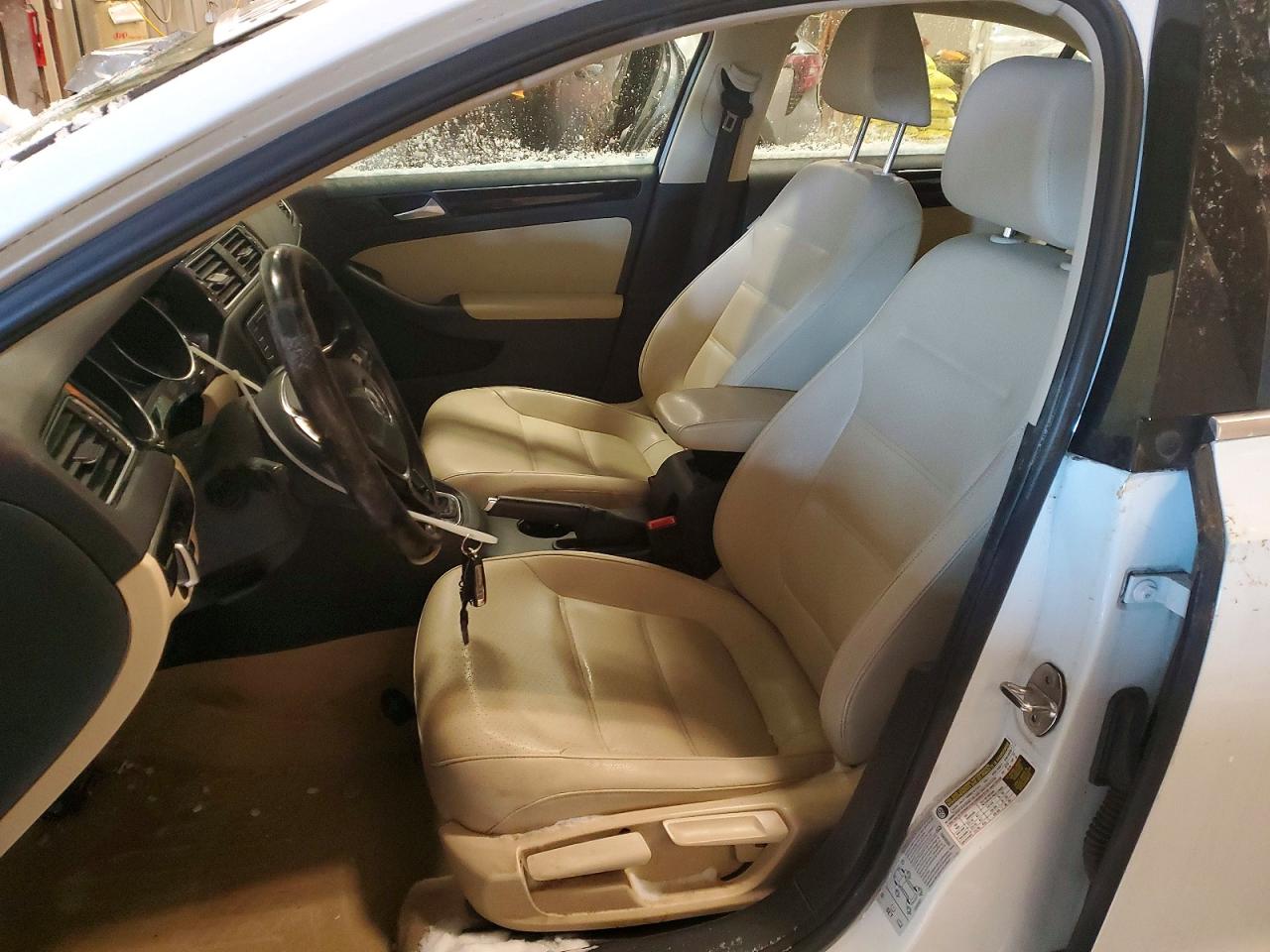2016 VOLKSWAGEN JETTA SEL photo 7
