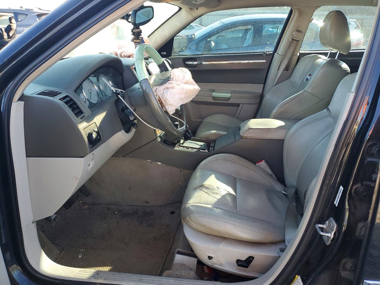 2007 CHRYSLER 300C photo 7