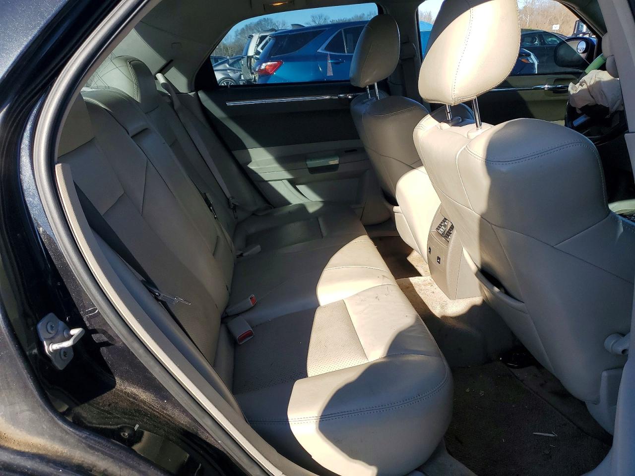 2007 CHRYSLER 300C photo 10