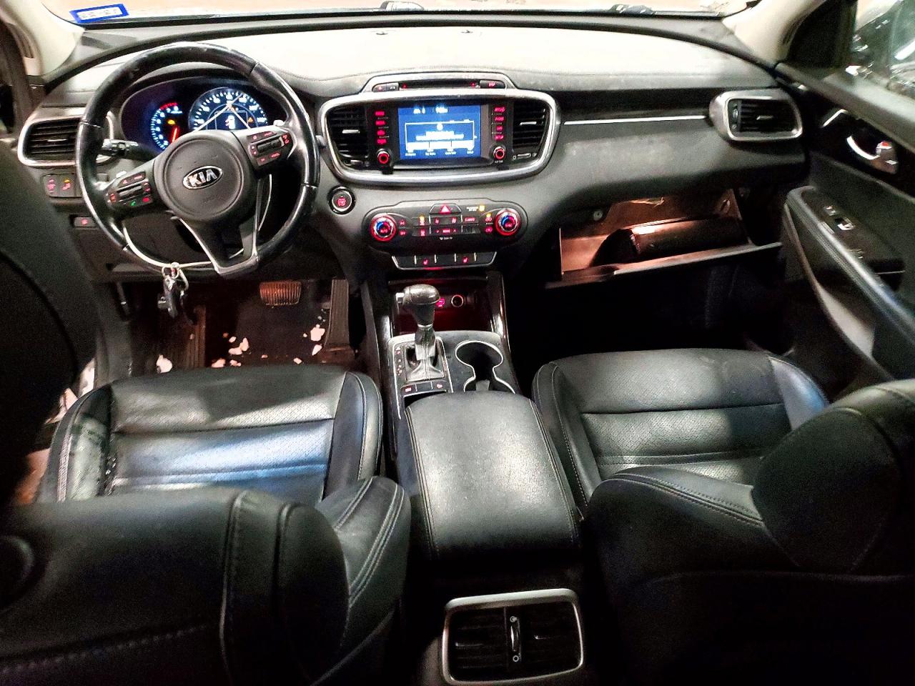 2017 KIA SORENTO EX photo 8