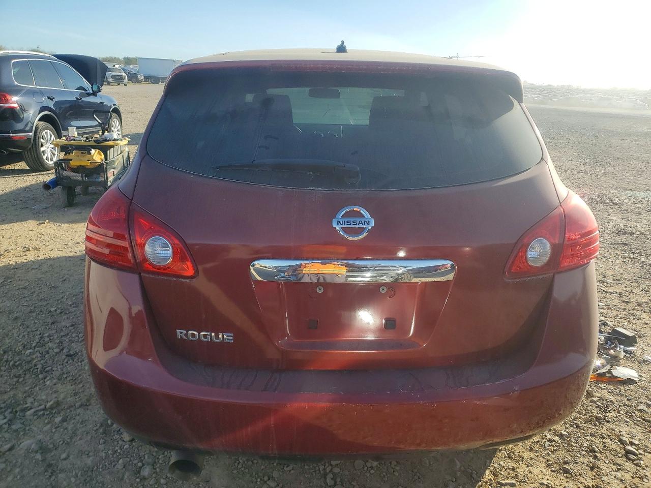 2013 NISSAN ROGUE S photo 11