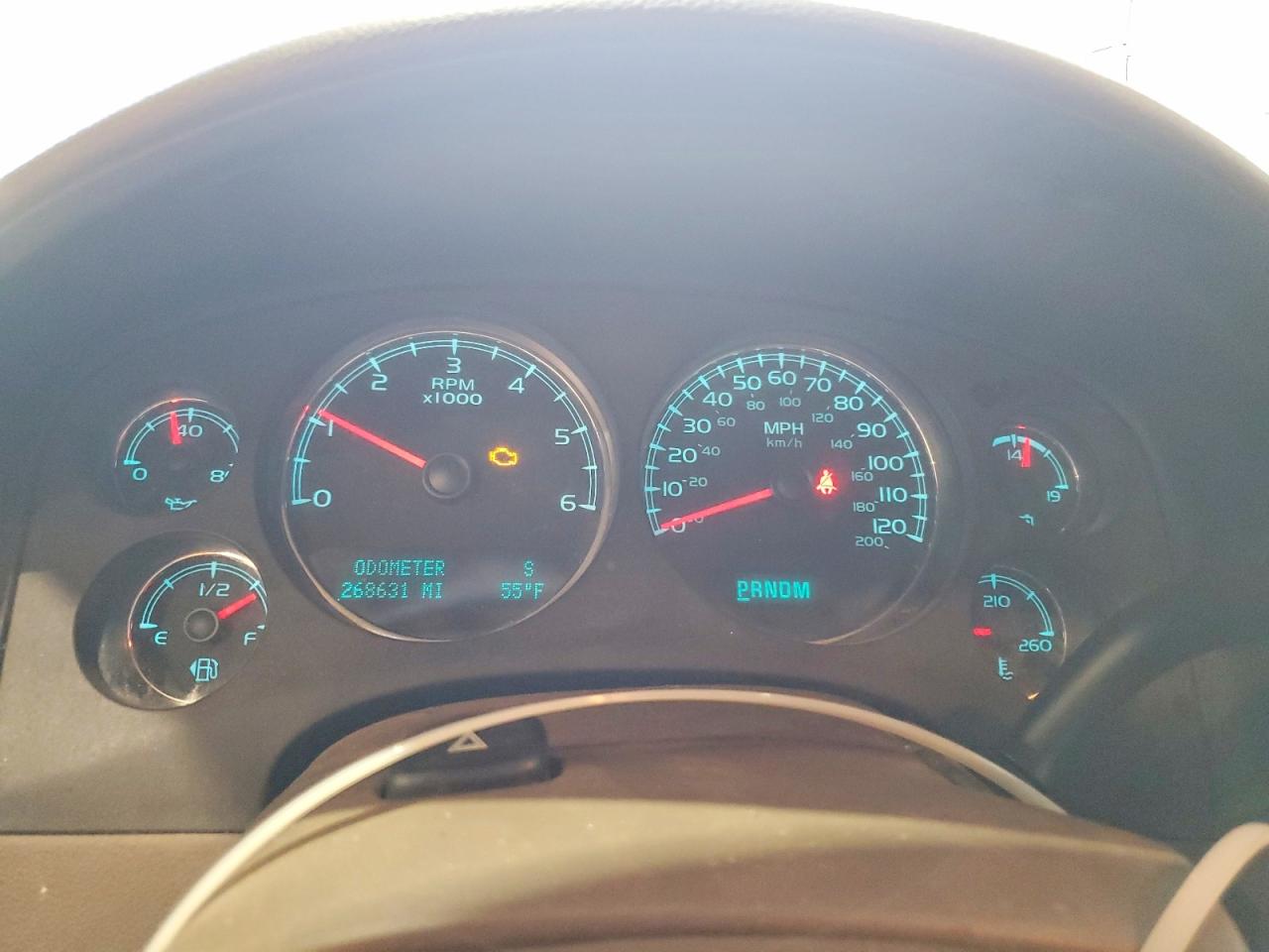 2011 CHEVROLET SUBURBAN C1500 LT photo 9