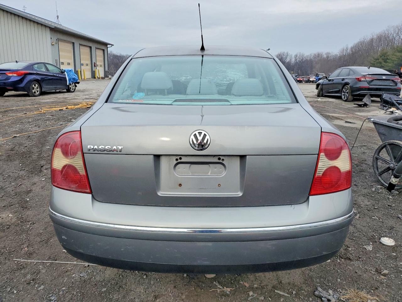 2001 VOLKSWAGEN PASSAT GLS photo 21