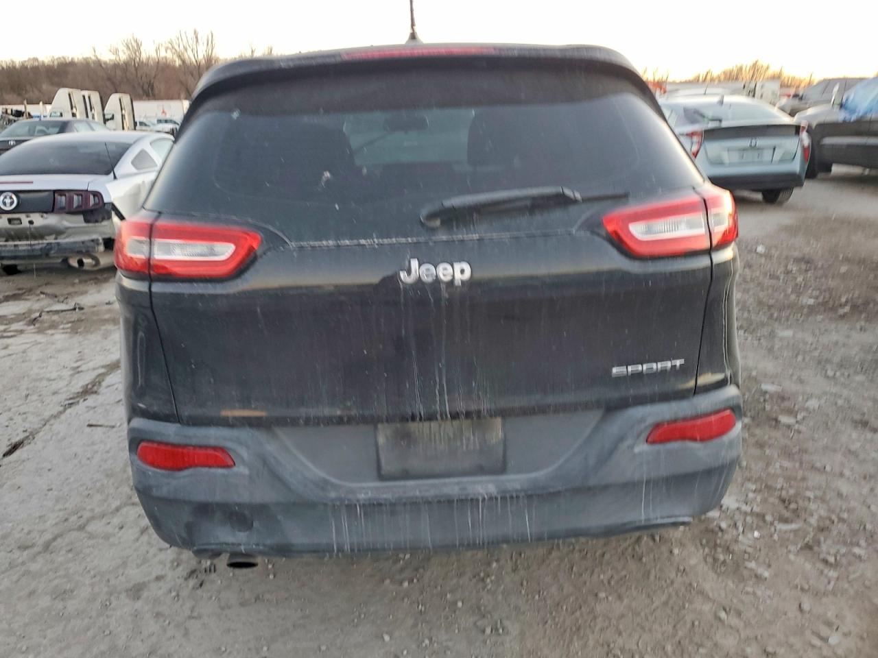 2014 JEEP CHEROKEE SPORT photo 6