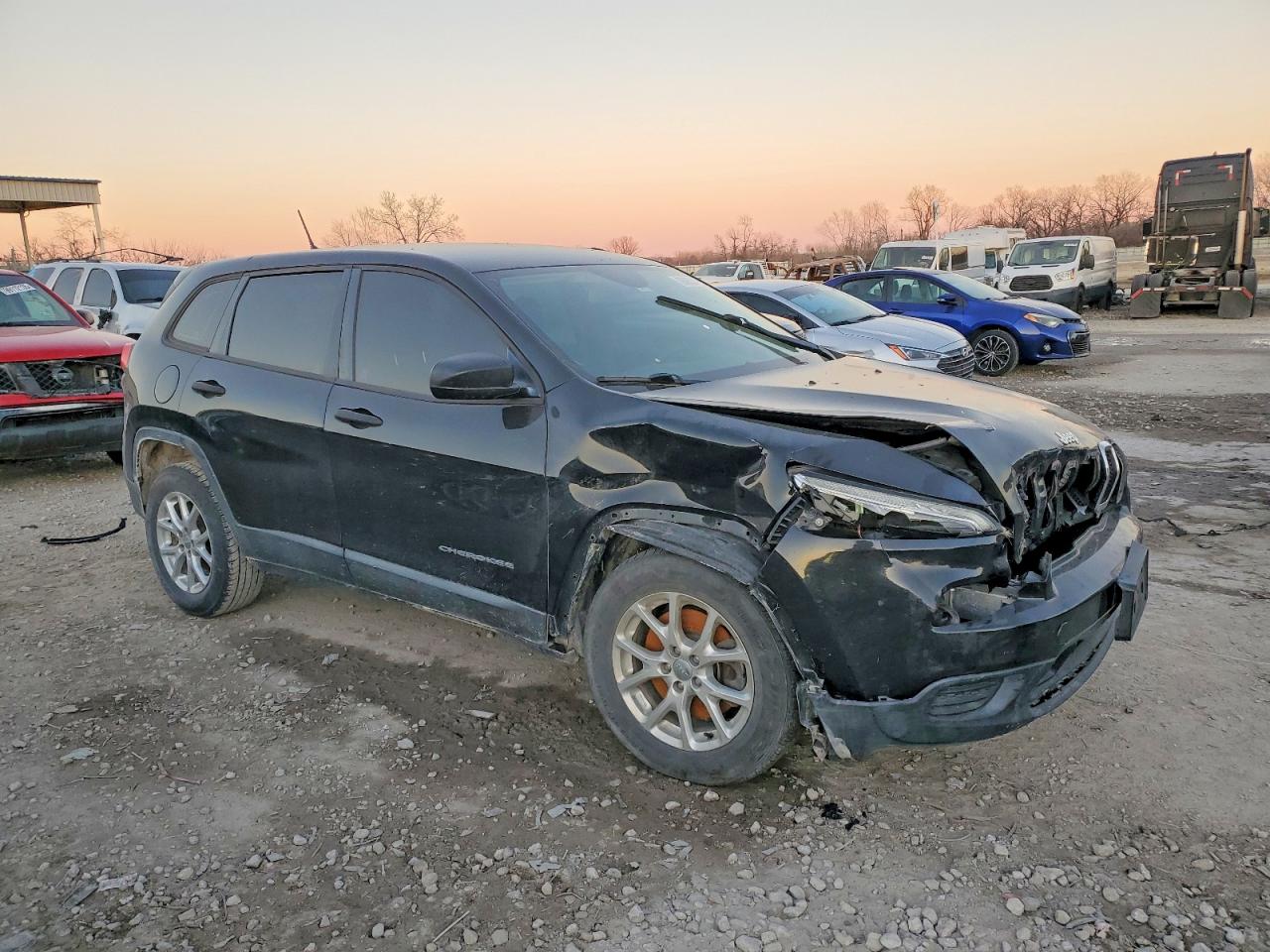 2014 JEEP CHEROKEE SPORT photo 4