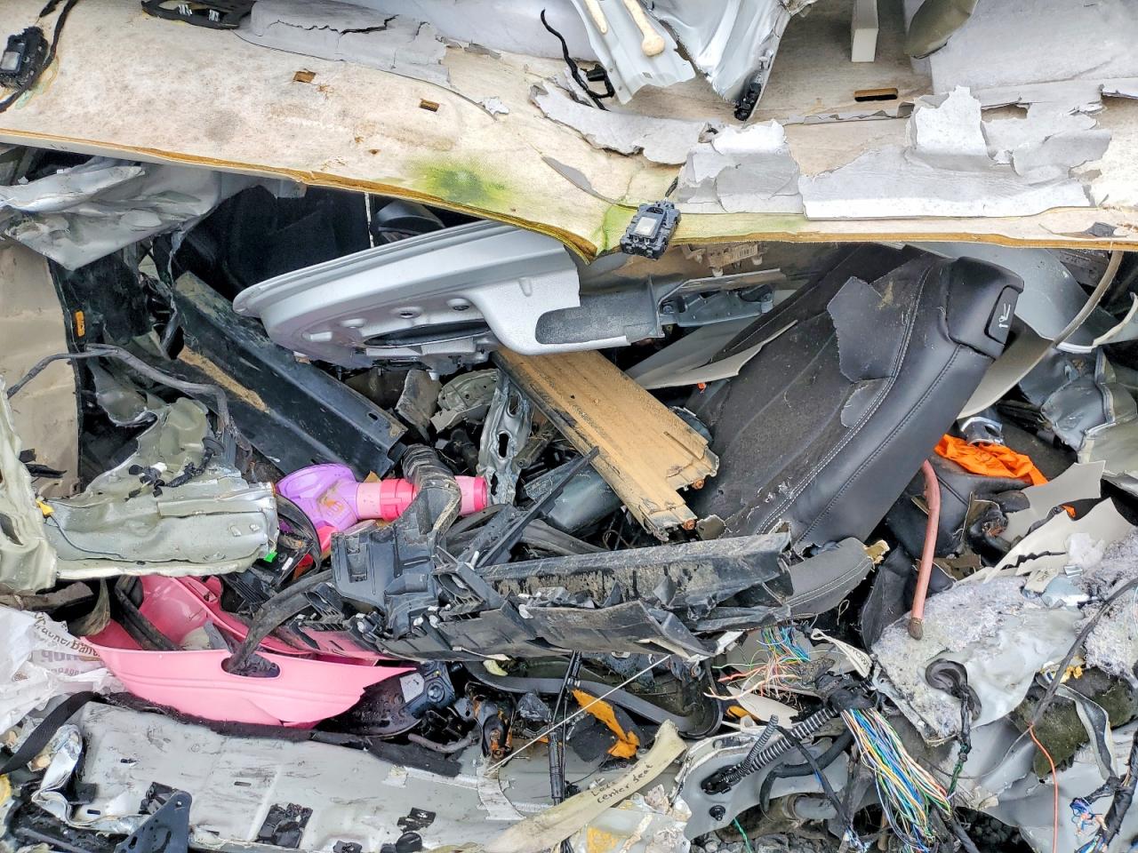 2024 CHRYSLER PACIFICA TOURING L photo 11
