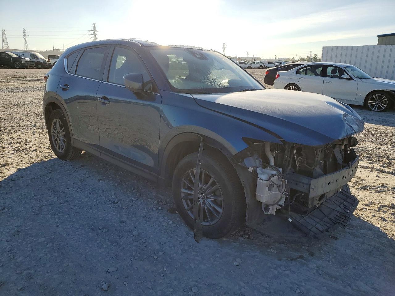 2017 MAZDA CX-5 TOURING photo 4