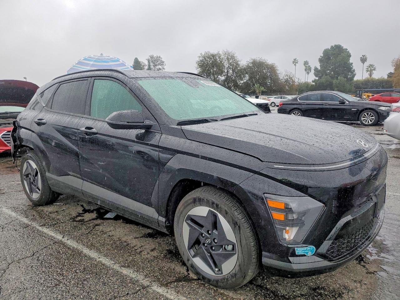 2025 HYUNDAI KONA SEL photo 4