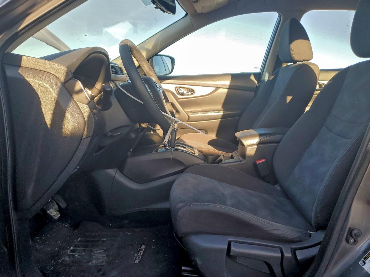 2016 NISSAN ROGUE S photo 19