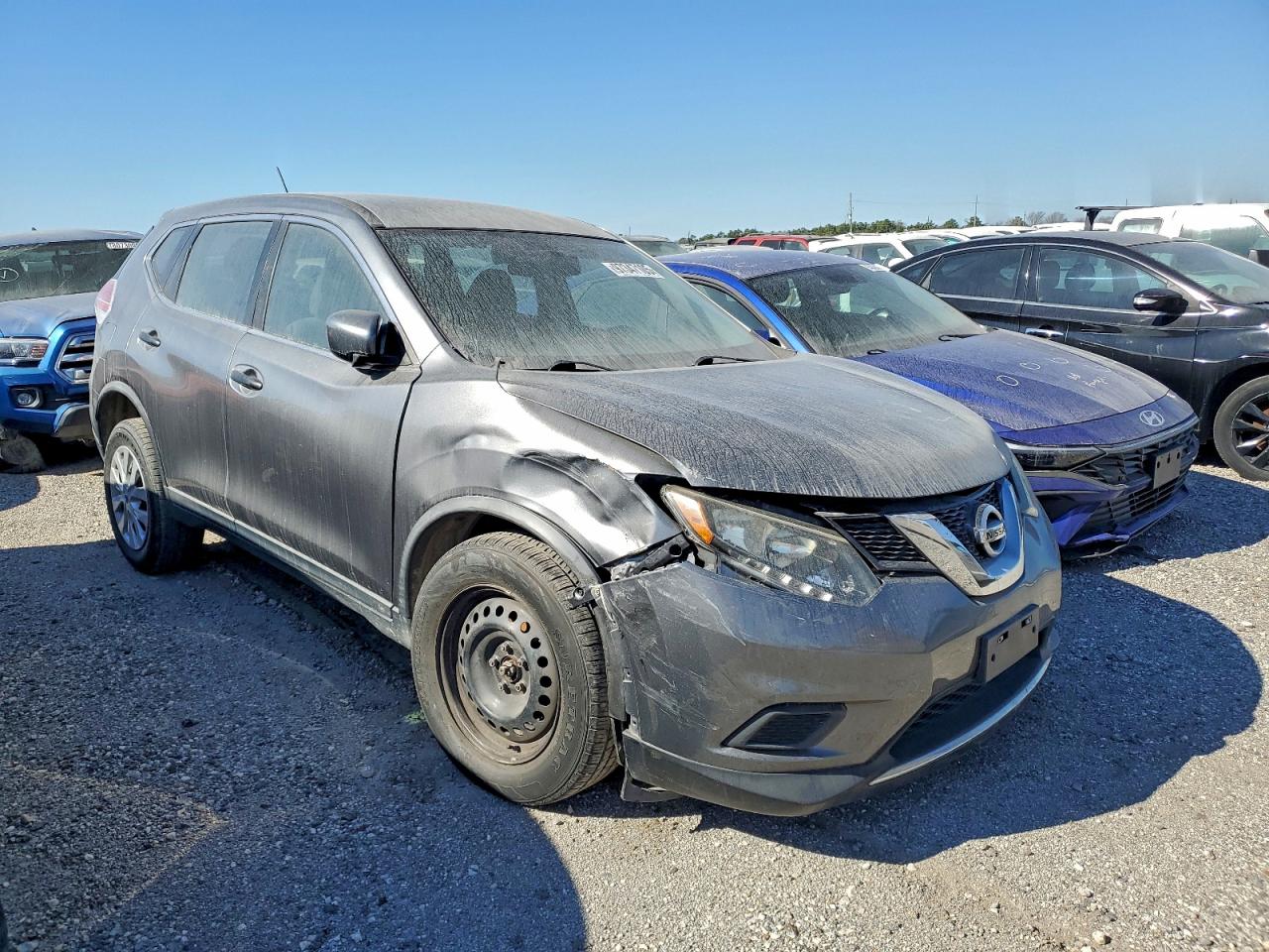 2016 NISSAN ROGUE S photo 10