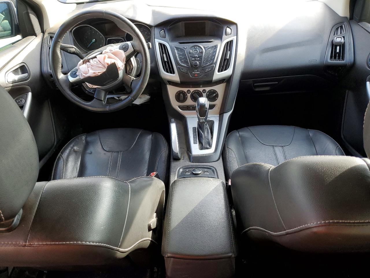 2013 FORD FOCUS SE photo 8