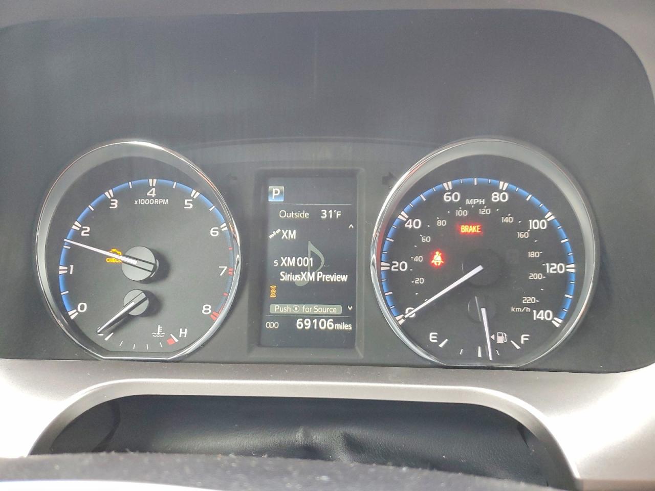 2016 TOYOTA RAV4 XLE photo 9