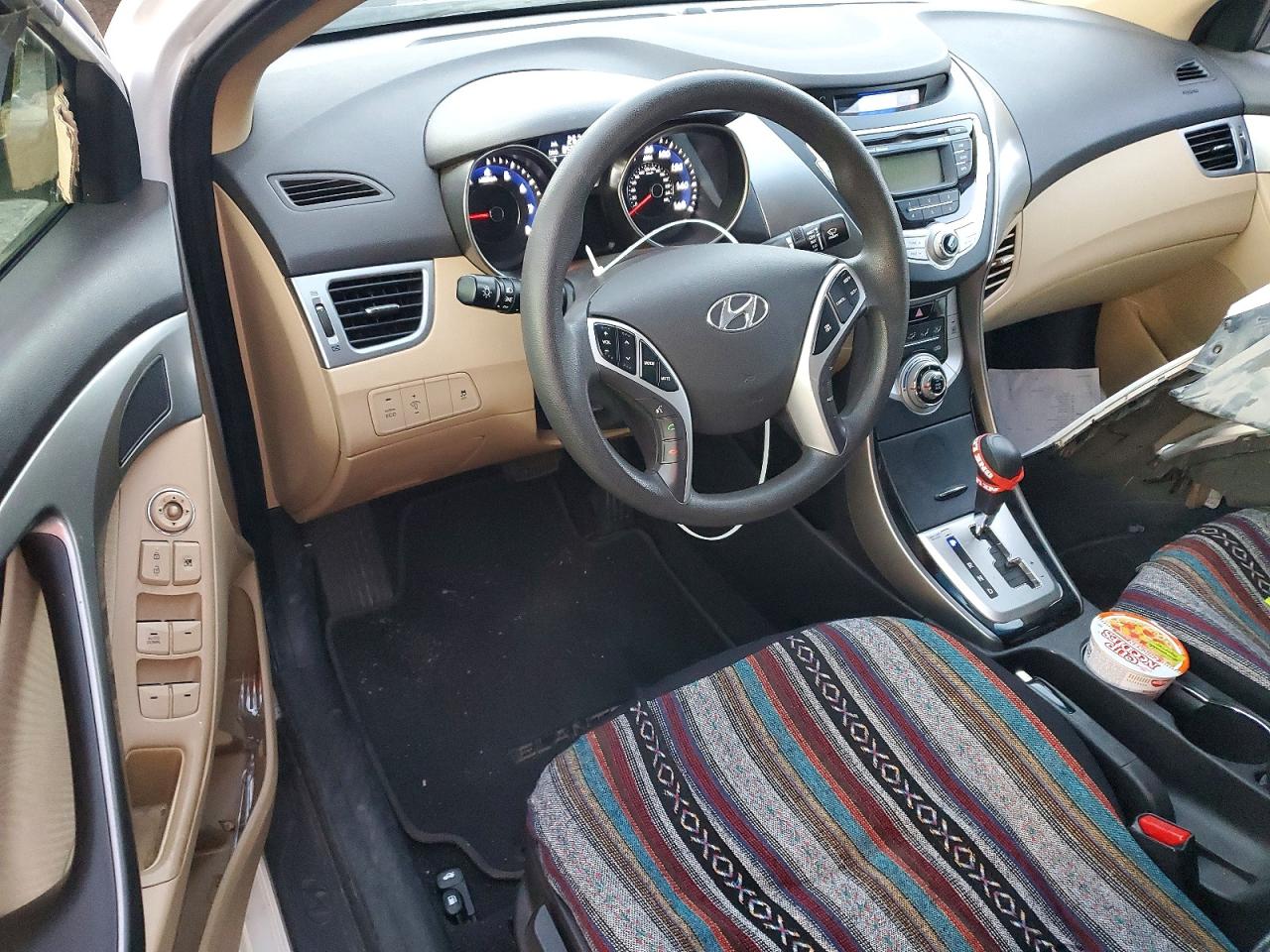 2012 HYUNDAI ELANTRA GLS photo 8