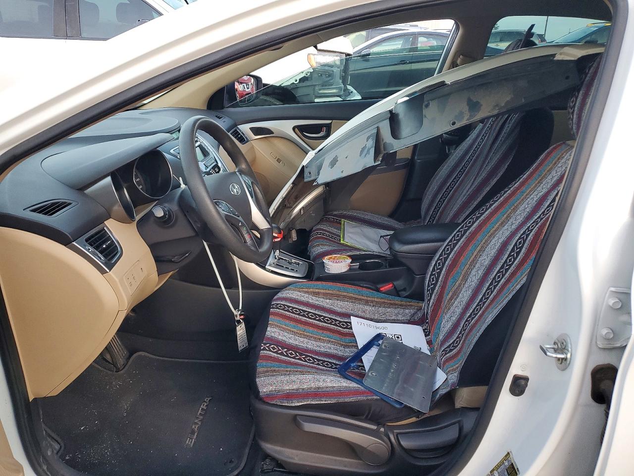 2012 HYUNDAI ELANTRA GLS photo 7