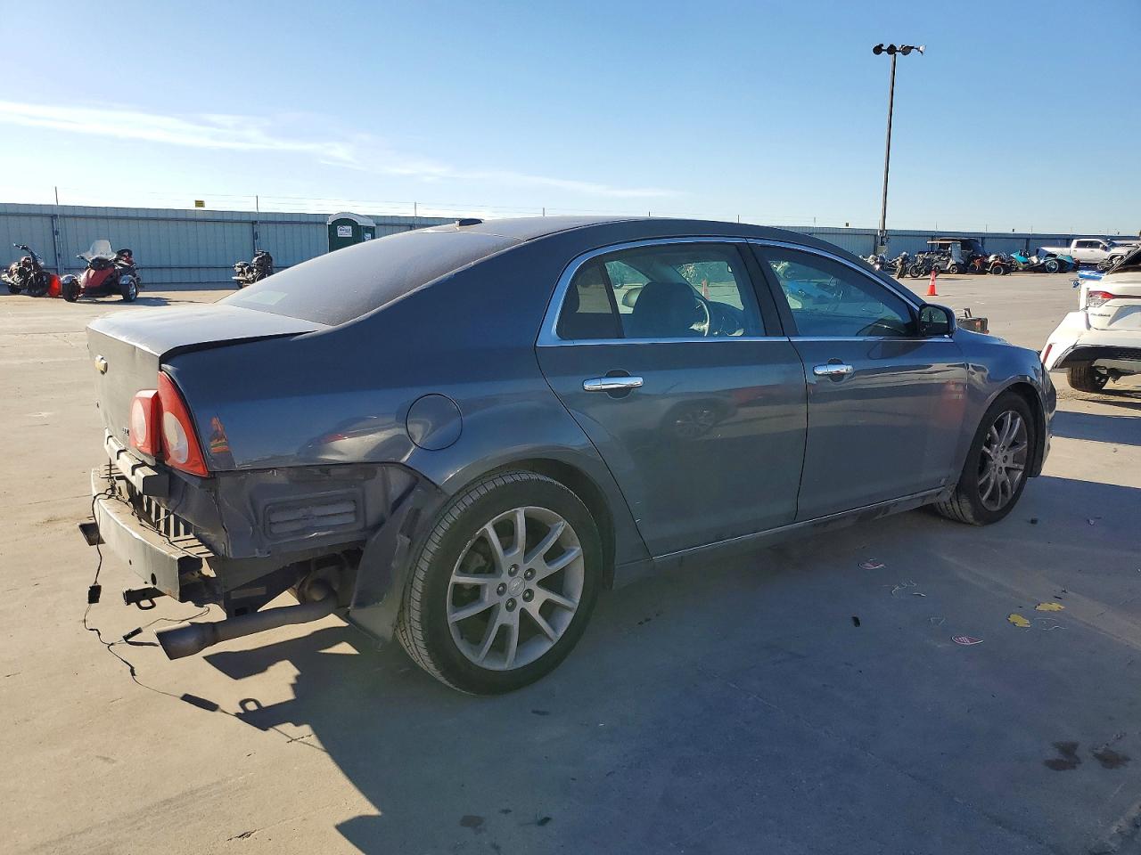 2009 CHEVROLET MALIBU LTZ photo 5