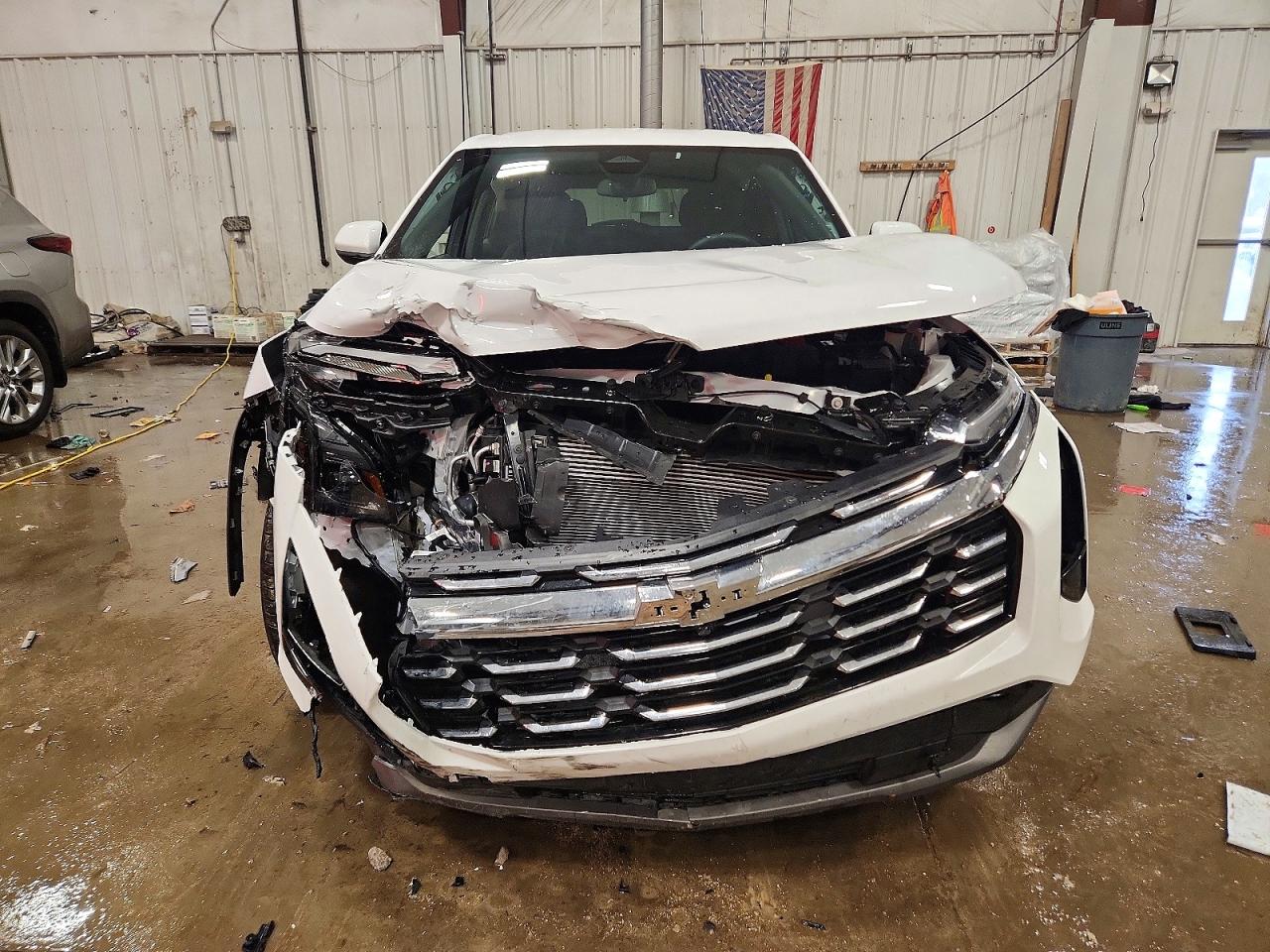 2026 CHEVROLET EQUINOX LT photo 5