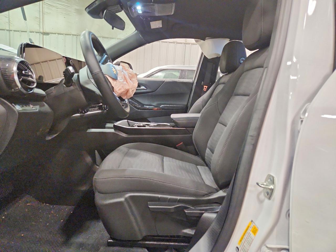 2026 CHEVROLET EQUINOX LT photo 7