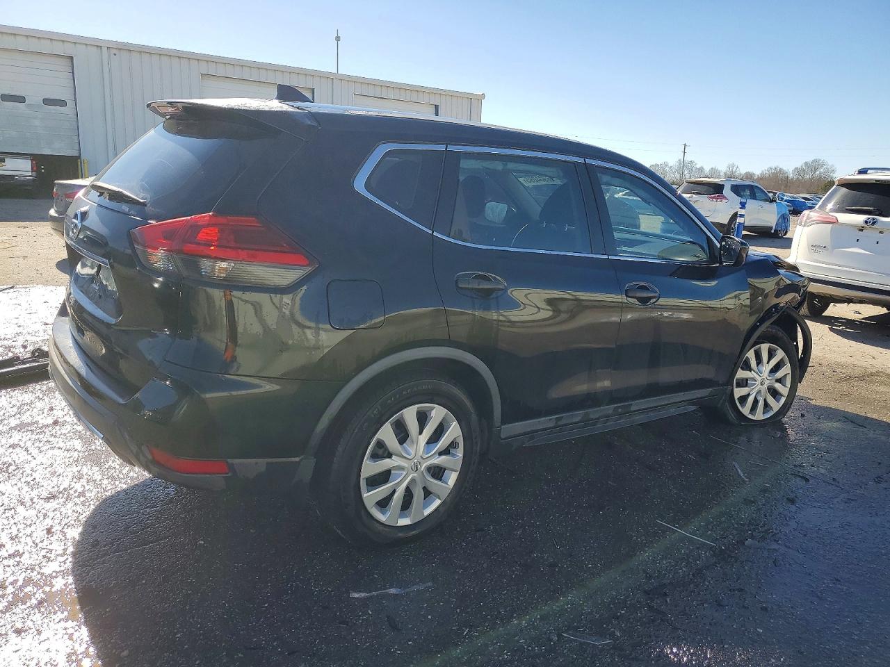 2017 NISSAN ROGUE S photo 3
