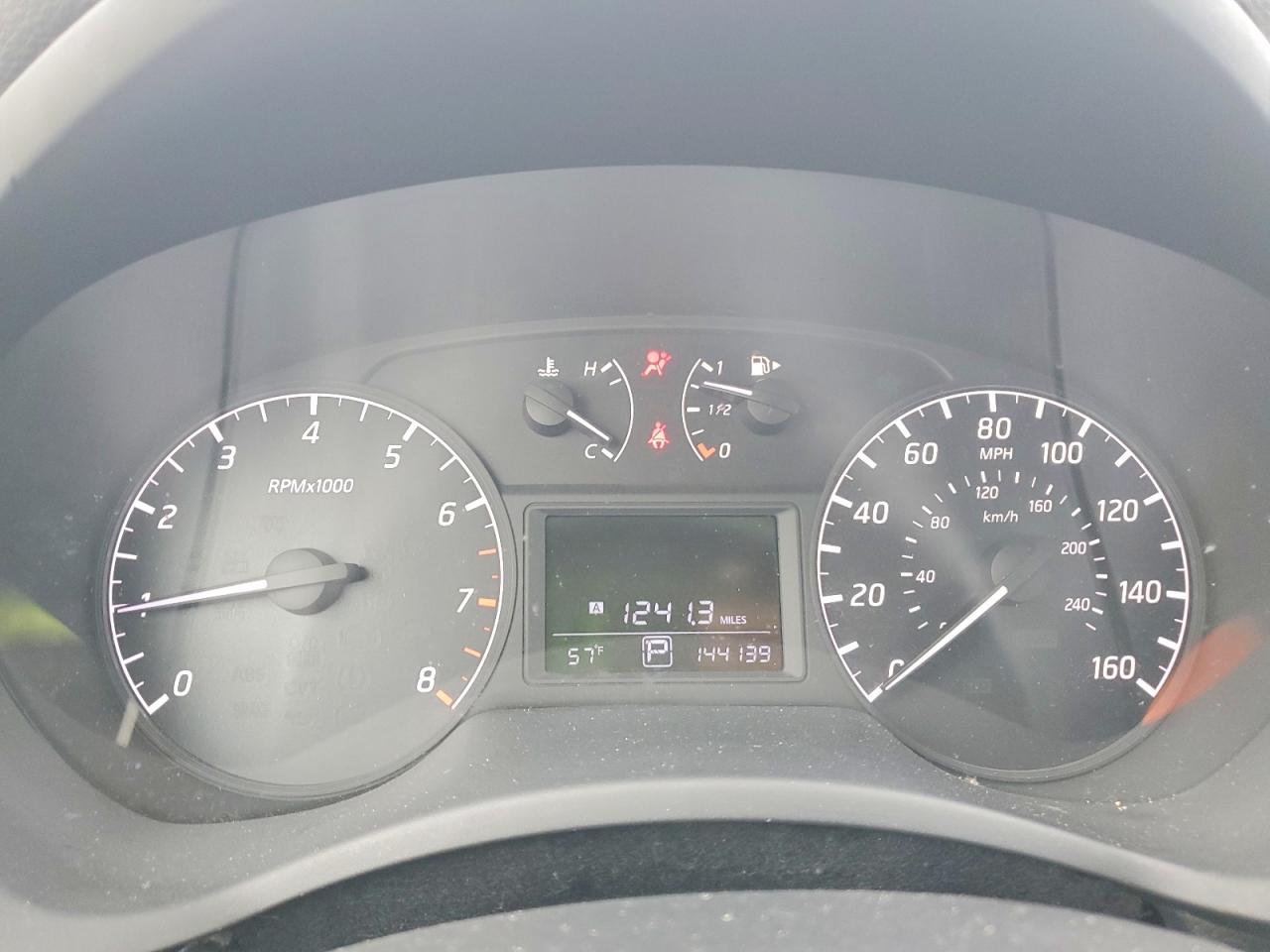 2015 NISSAN SENTRA S photo 33