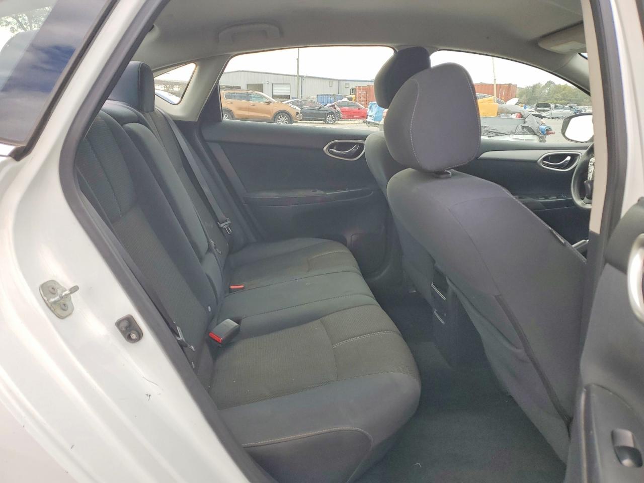 2015 NISSAN SENTRA S photo 37