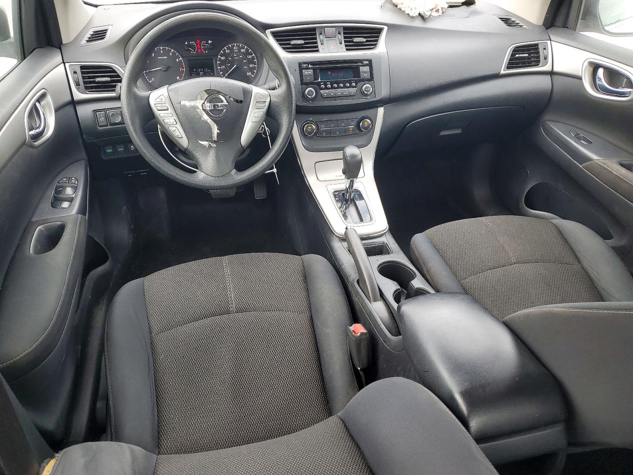 2015 NISSAN SENTRA S photo 29