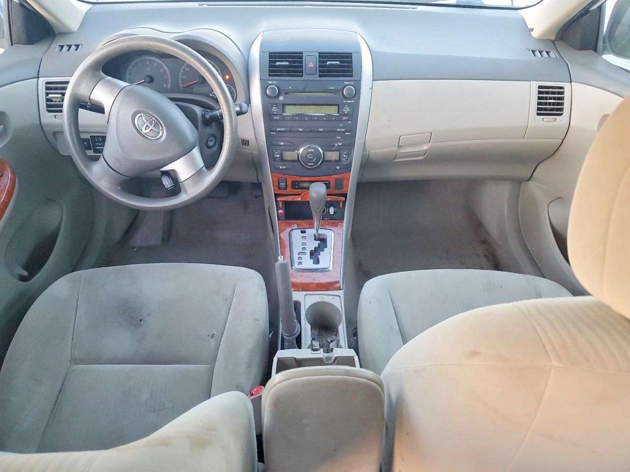2010 TOYOTA COROLLA BASE photo 15