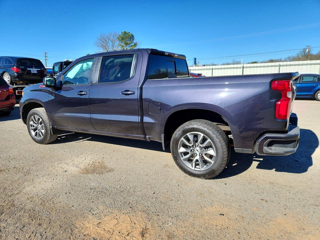2024 CHEVROLET SILVERADO K1500 RST photo 2