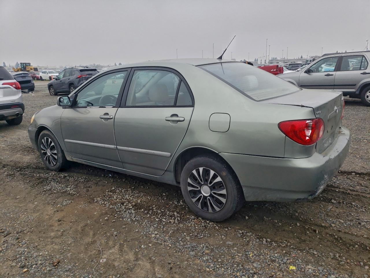 2004 TOYOTA COROLLA CE photo 3