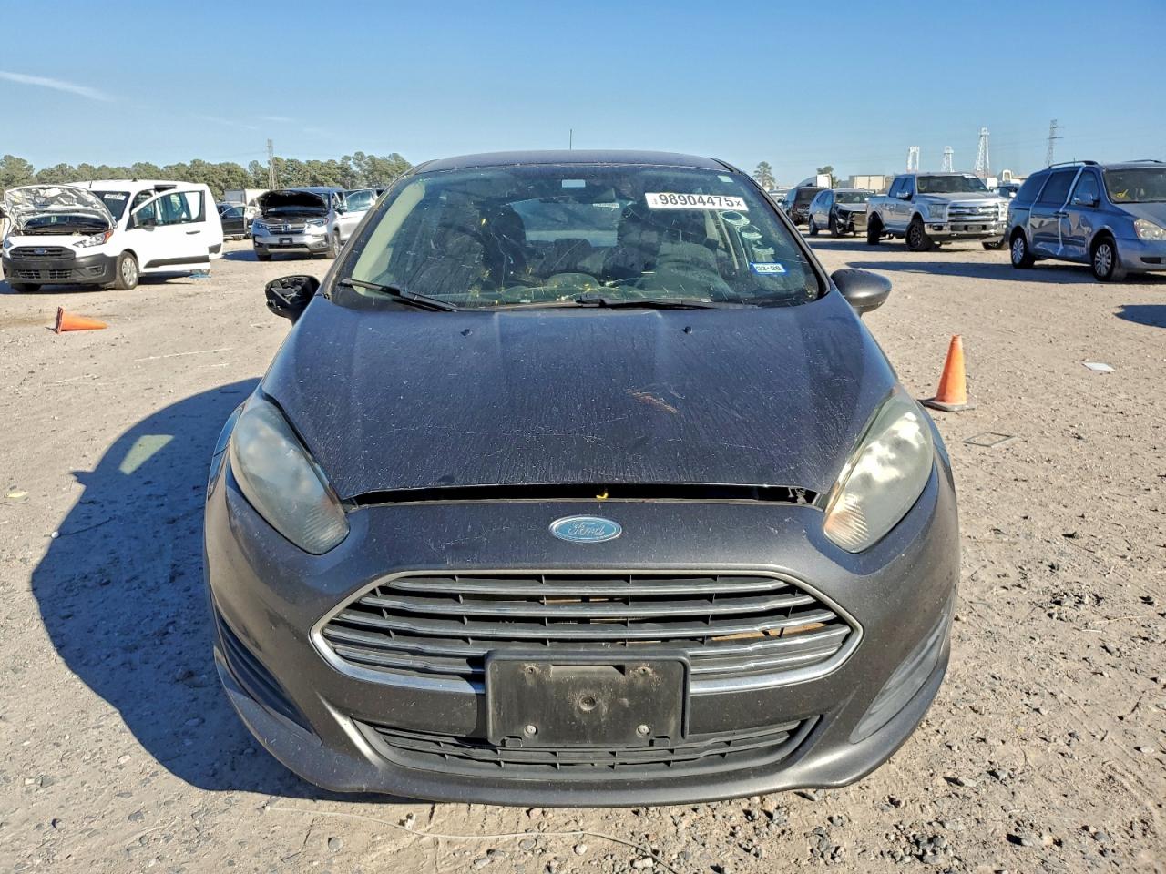 2018 FORD FIESTA SE photo 5