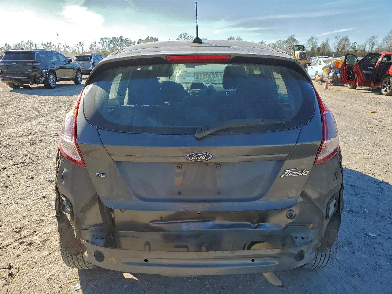 2018 FORD FIESTA SE photo 6