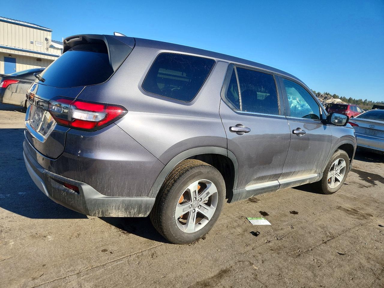 2025 HONDA PILOT EXL photo 5