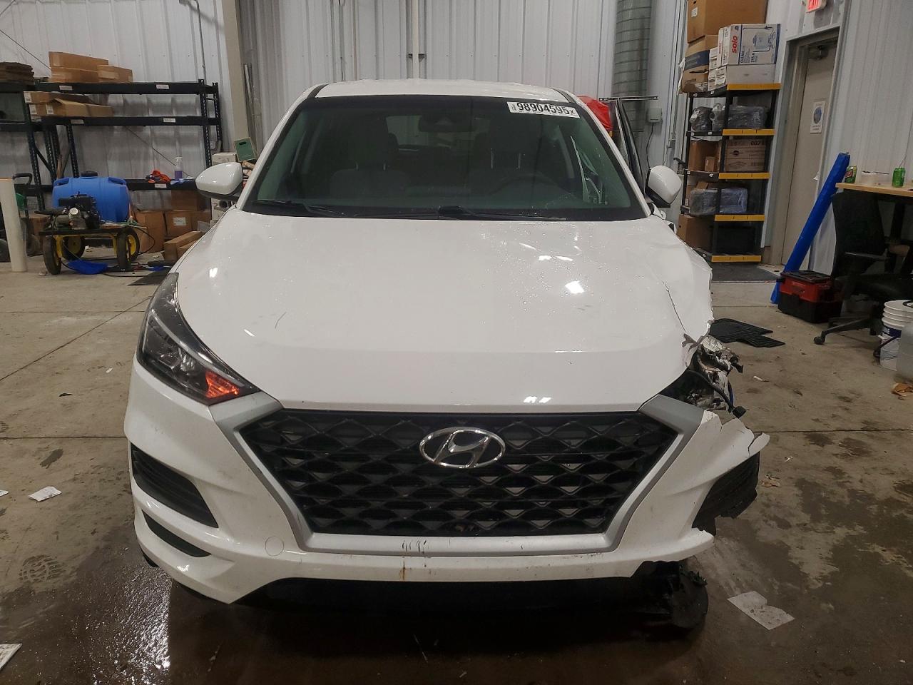 2021 HYUNDAI TUCSON SE photo 9