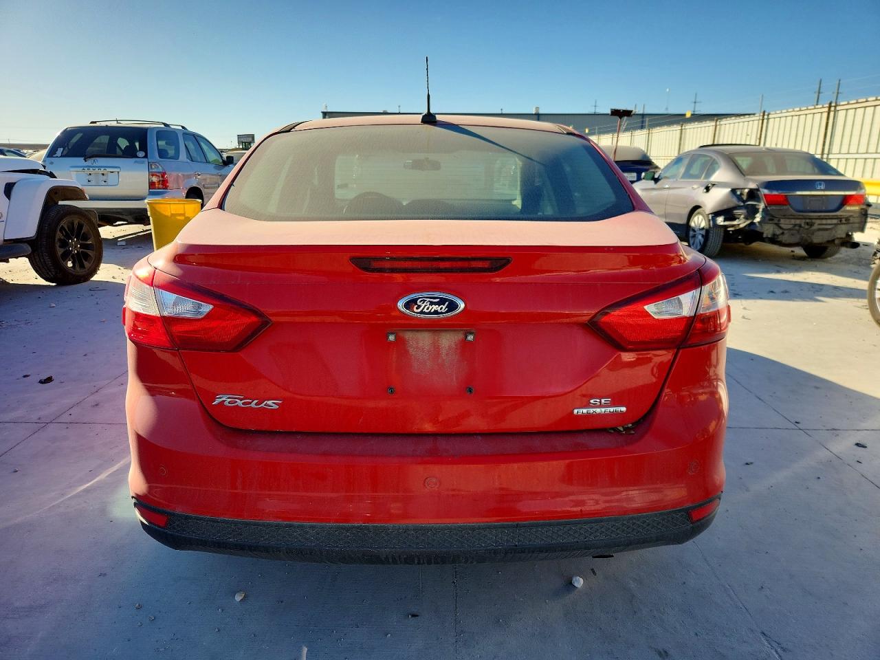 2014 FORD FOCUS photo 16