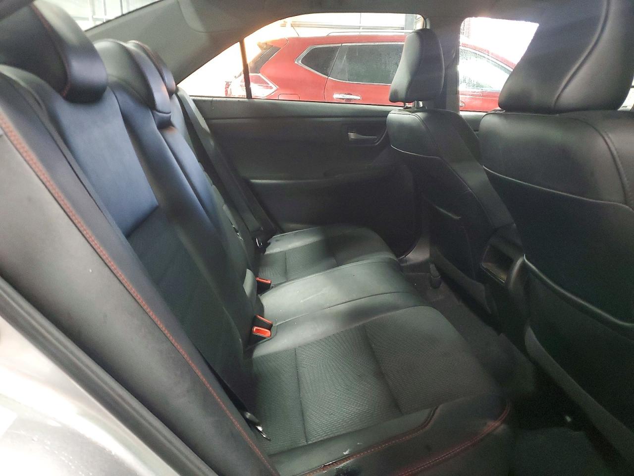 2017 TOYOTA CAMRY LE photo 10