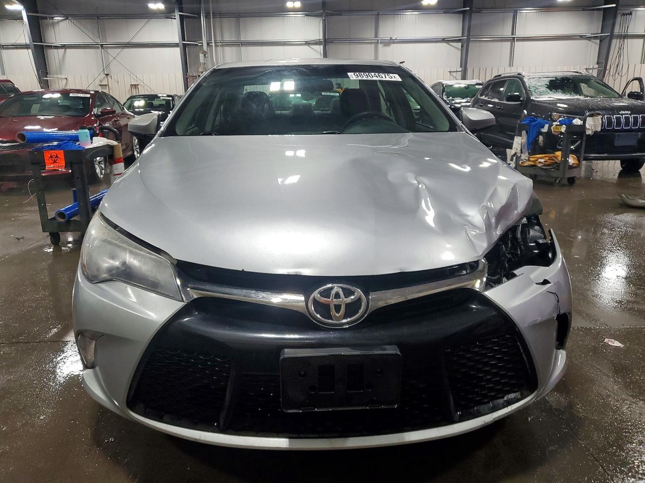 2017 TOYOTA CAMRY LE photo 5