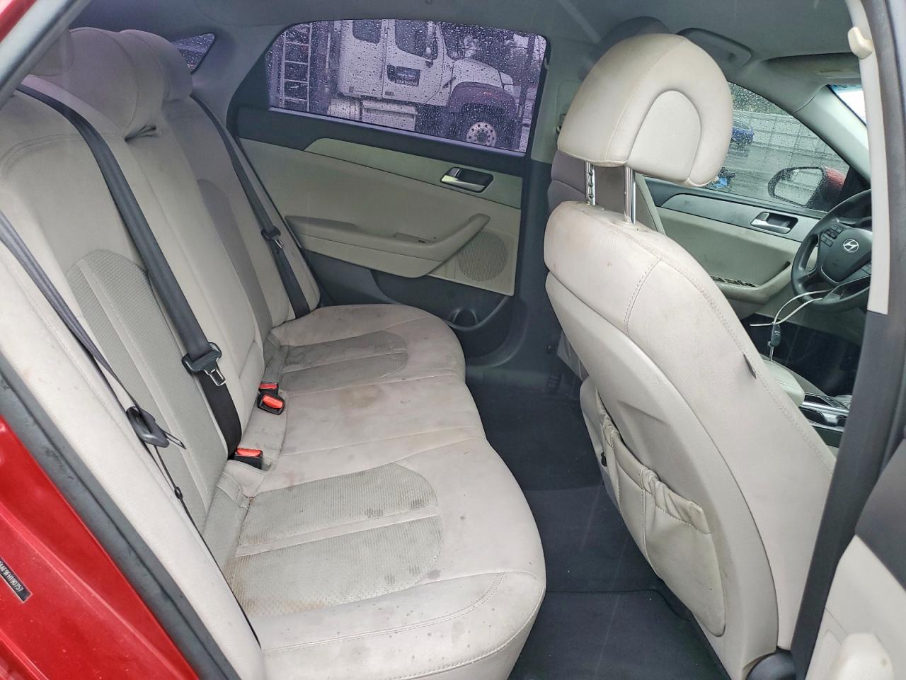 2015 HYUNDAI SONATA SE photo 19