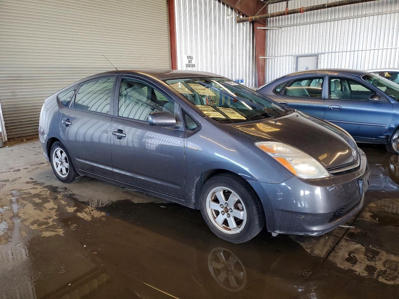 2009 TOYOTA PRIUS photo 4